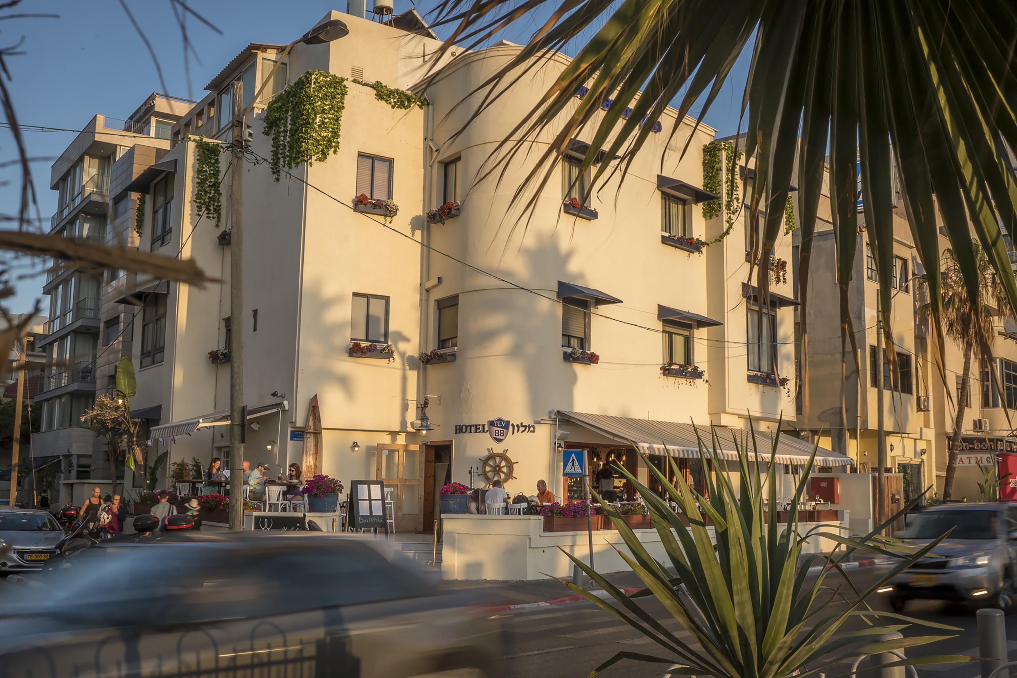 Dream Beach 98 Hotel And Spa Tel Aviv Eksteriør billede