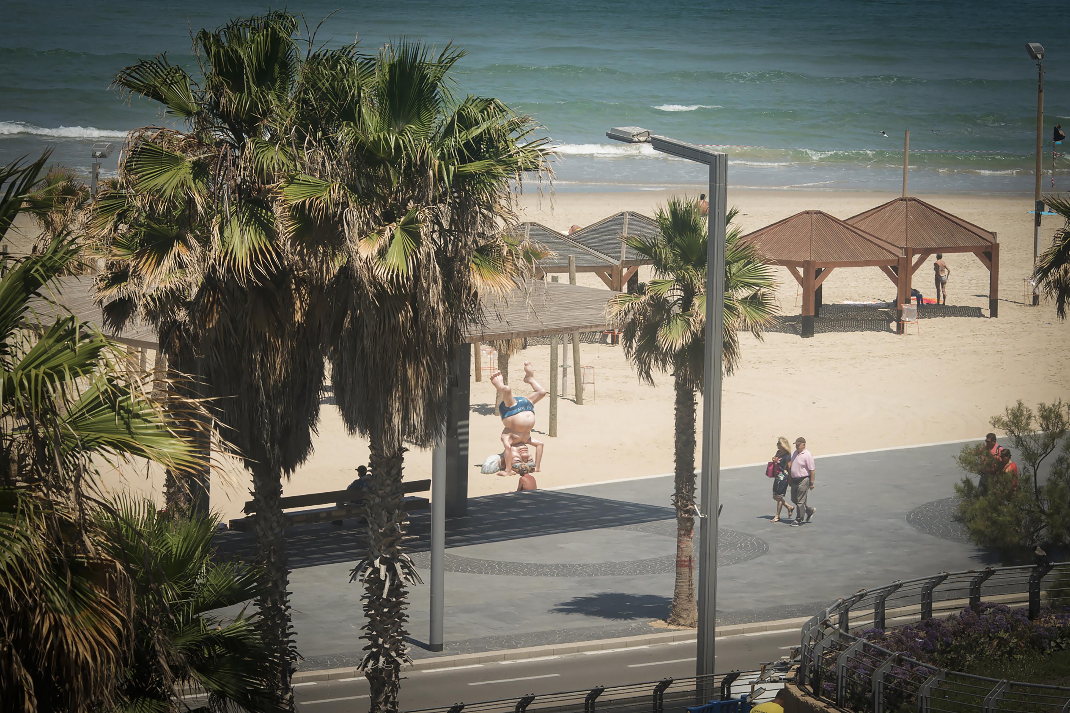Dream Beach 98 Hotel And Spa Tel Aviv Eksteriør billede