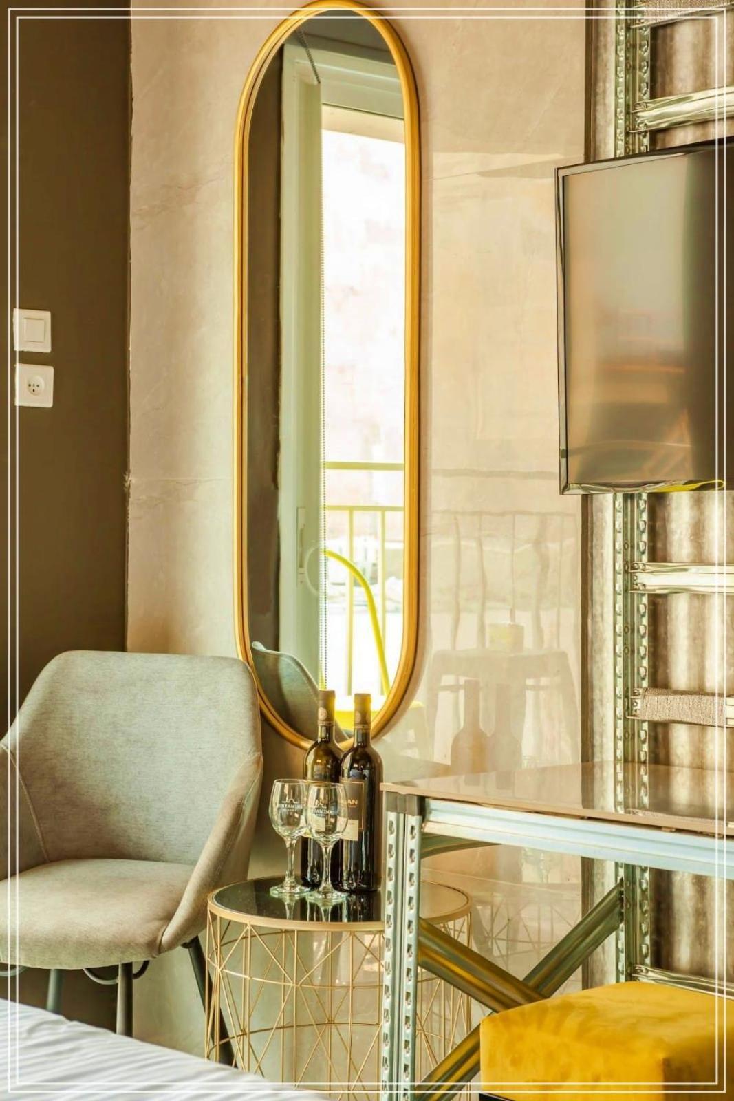 Dream Beach 98 Hotel And Spa Tel Aviv Eksteriør billede